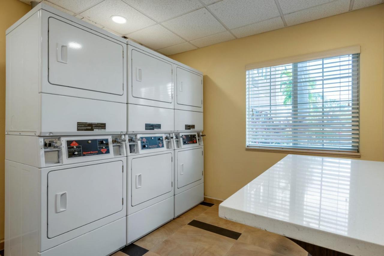 Candlewood Suites Fort Myers Interstate 75 By Ihg Exteriér fotografie
