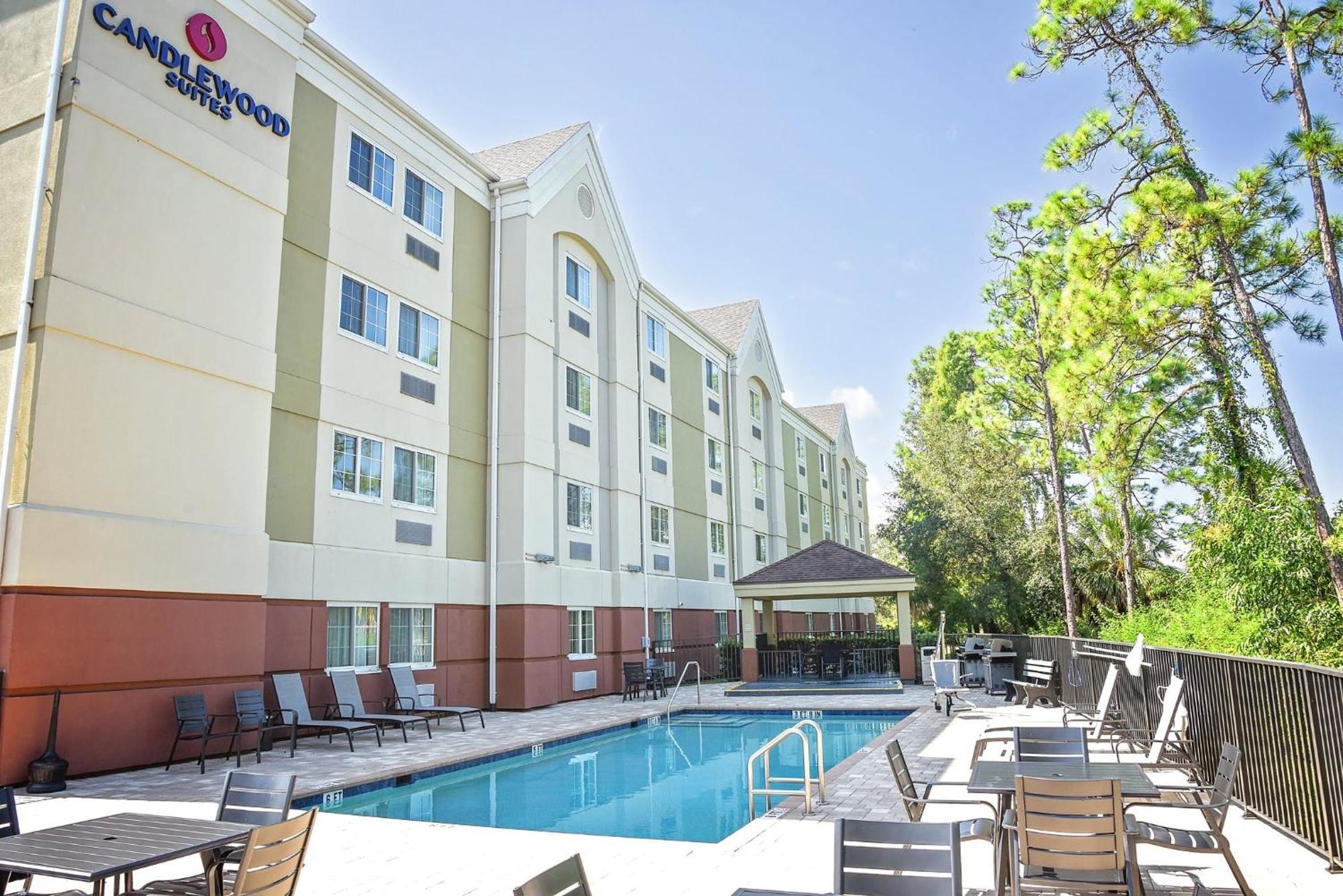Candlewood Suites Fort Myers Interstate 75 By Ihg Exteriér fotografie