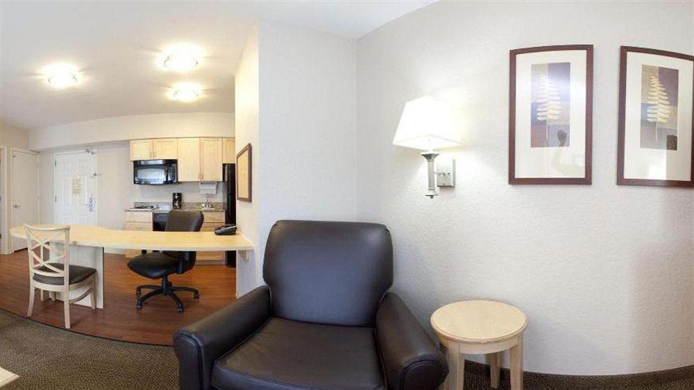 Candlewood Suites Fort Myers Interstate 75 By Ihg Exteriér fotografie